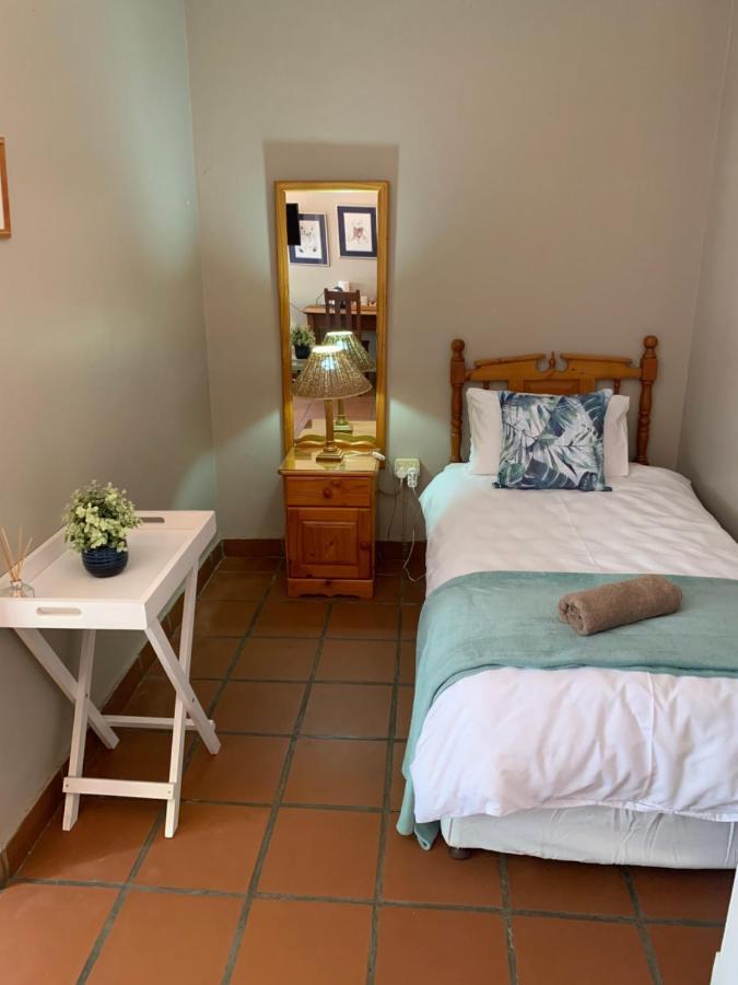 Barnyard Venue Hotel Ermelo Bagian luar foto