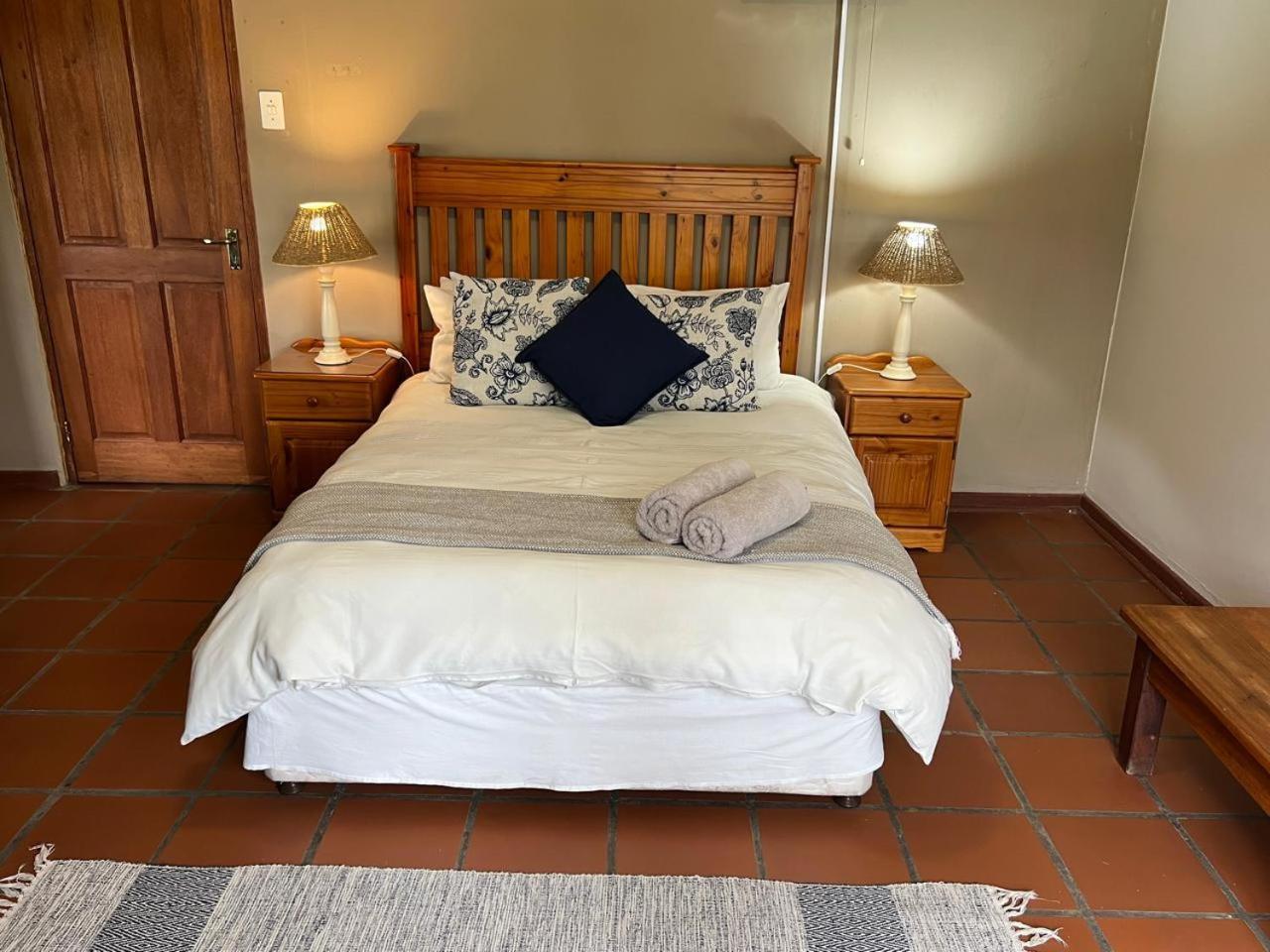 Barnyard Venue Hotel Ermelo Bagian luar foto