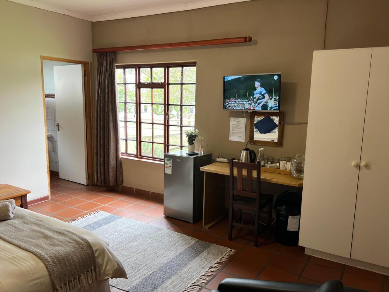 Barnyard Venue Hotel Ermelo Bagian luar foto