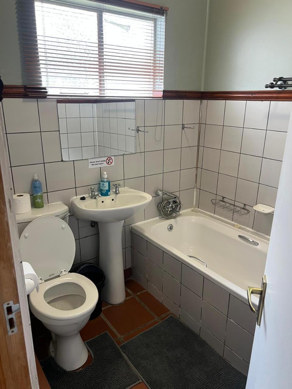 Barnyard Venue Hotel Ermelo Bagian luar foto